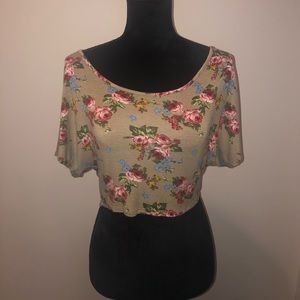 Crop Top With Flowers